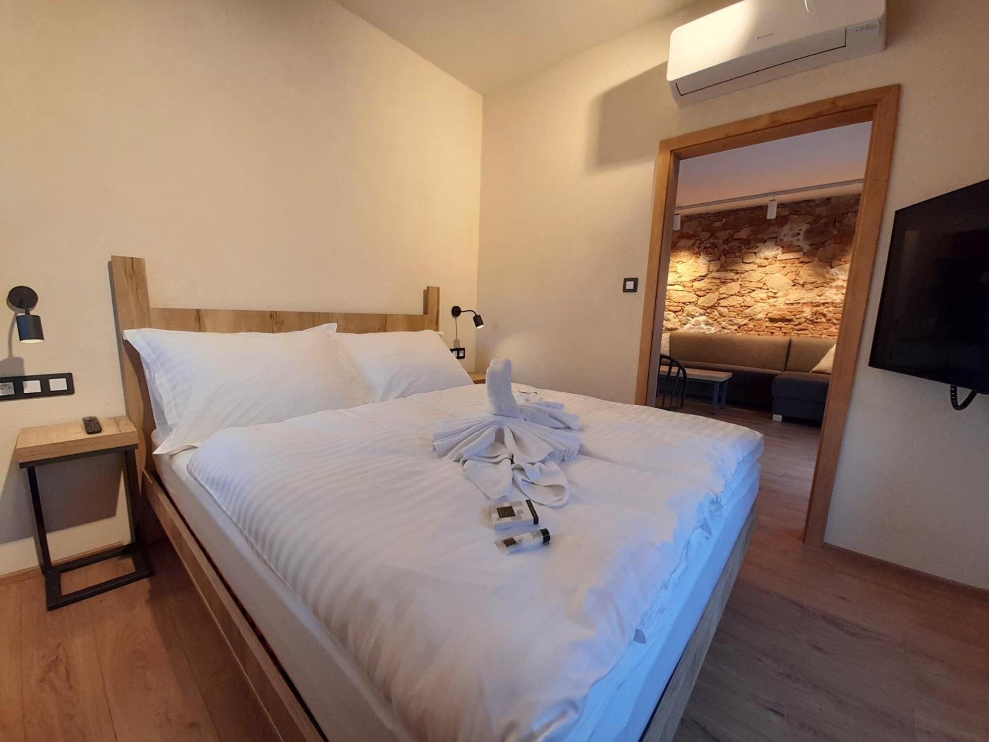 Residence Tvrz Skocice Bagian luar foto