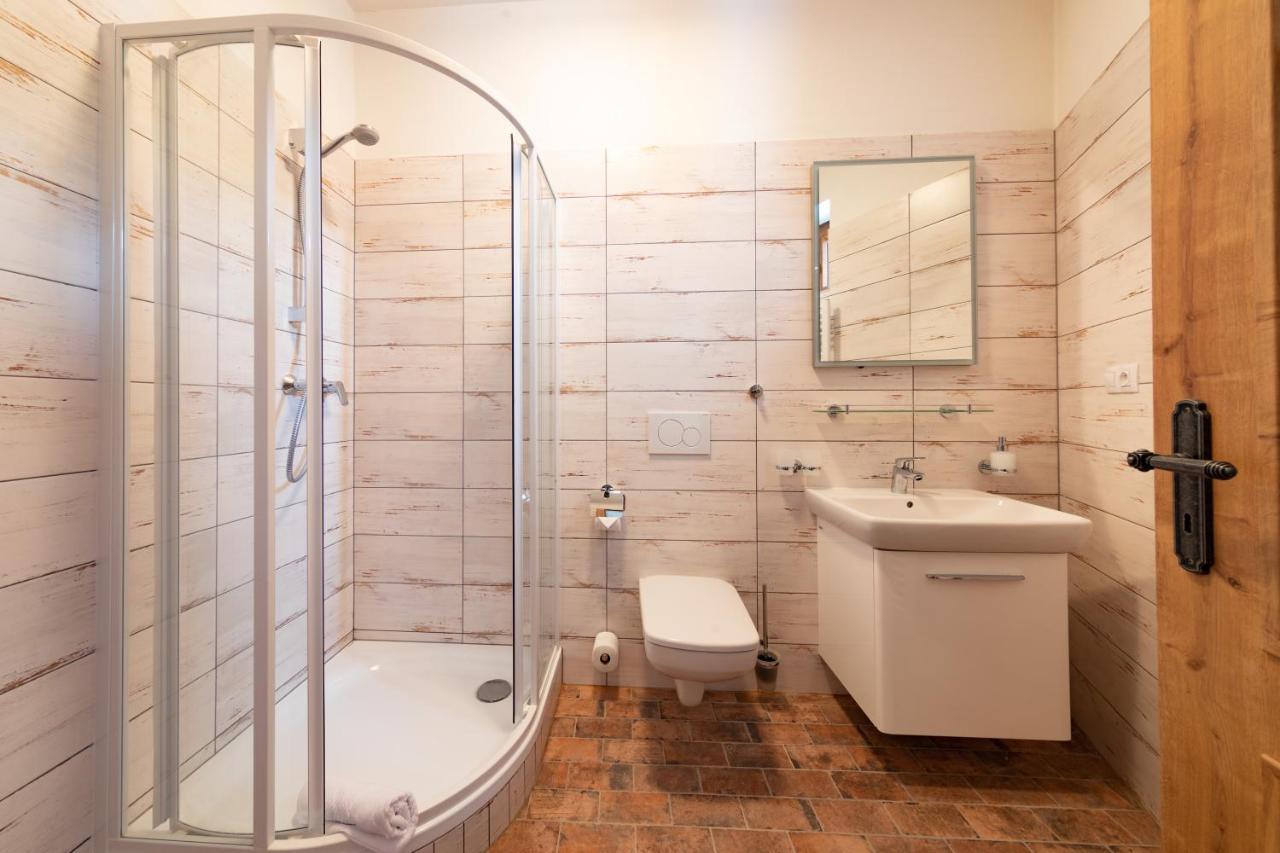 Residence Tvrz Skocice Bagian luar foto
